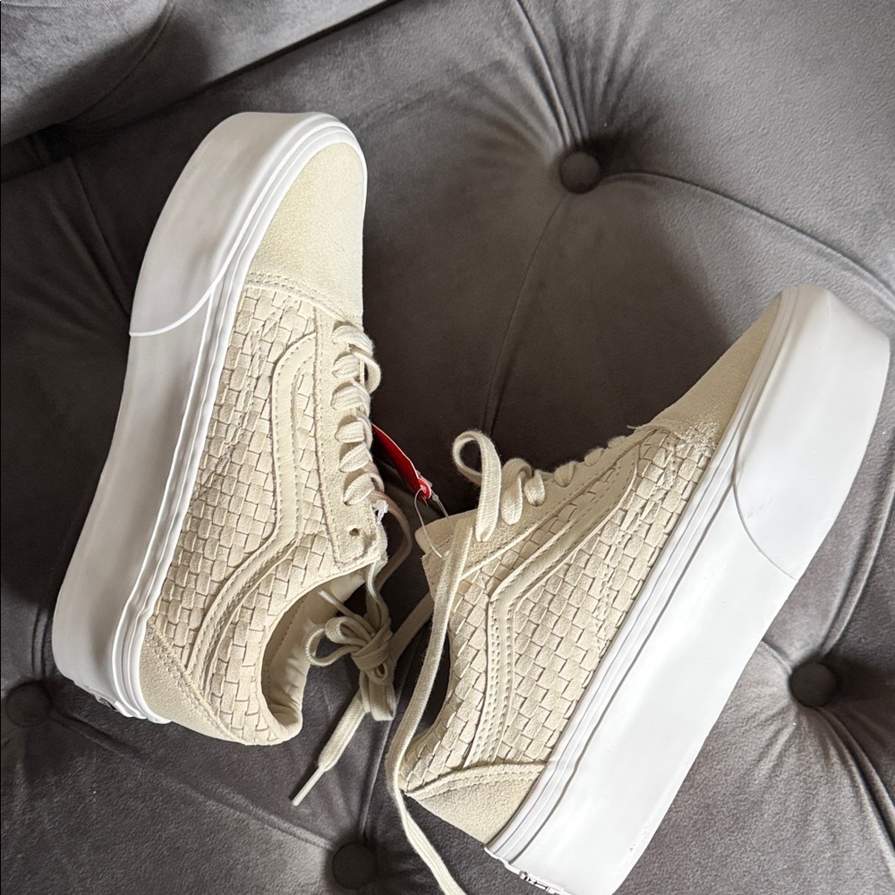 Vans Women's Textured Cream Platform Sneakers - Picture 7 of 7
